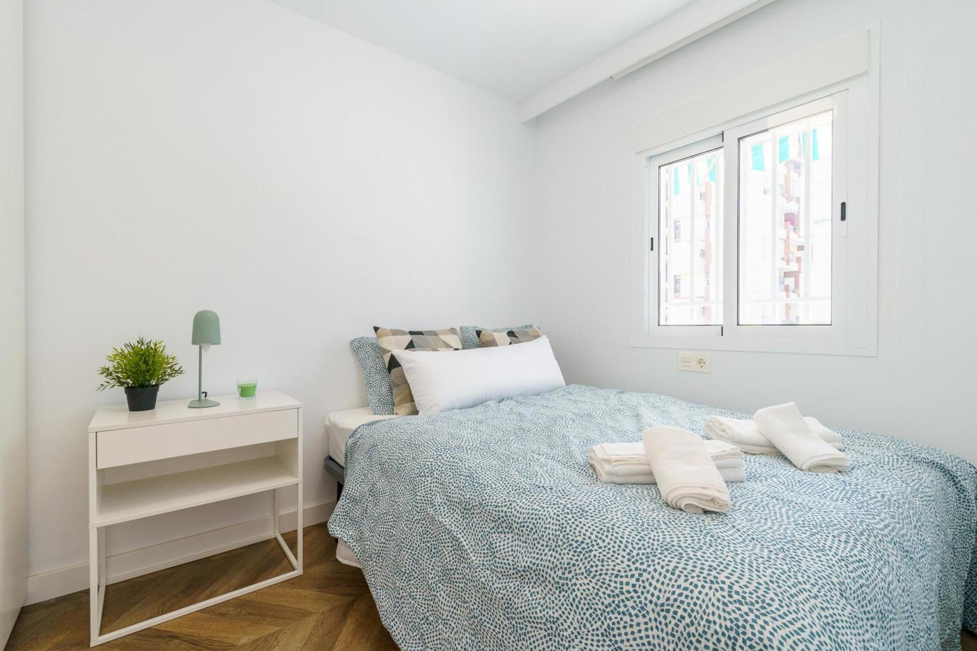 Apartemen Playa With Pool &100m From Sea - Happy *
